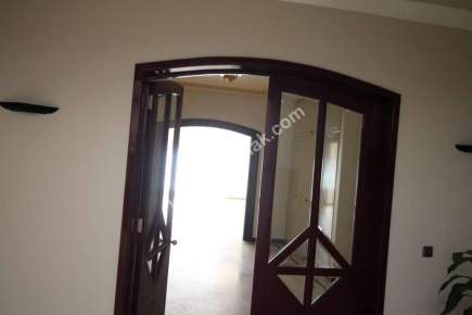 Çengelköy'de En İyi Boğaz Manzaralı İskeleli Yalı 19