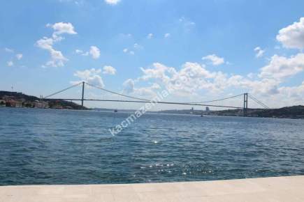 Çengelköy'de En İyi Boğaz Manzaralı İskeleli Yalı 22