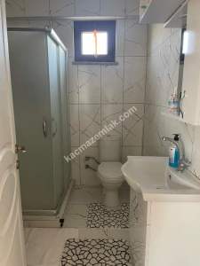 Biga Çeşmealtı Denizatı Sitesinde Satılık Bahçeli Villa 26