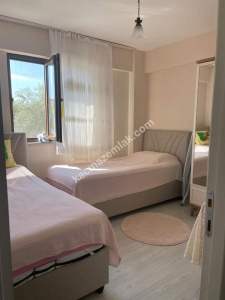 Biga Çeşmealtı Denizatı Sitesinde Satılık Bahçeli Villa 24