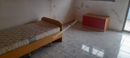 Sakarya Kocaalide Eşyalı Satılık Tripleks Villa 12